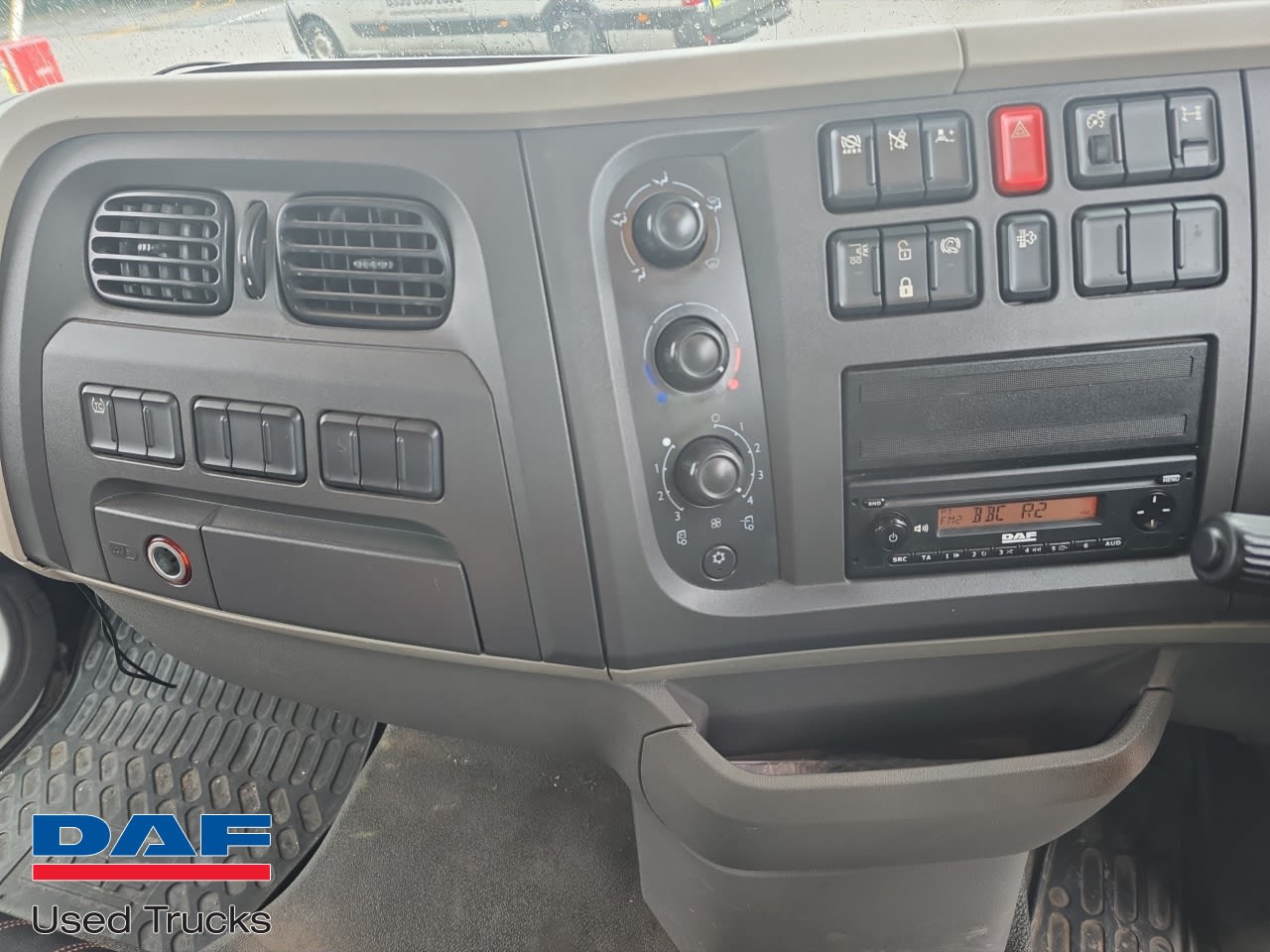 DAF LF 180 FA 4X2 null