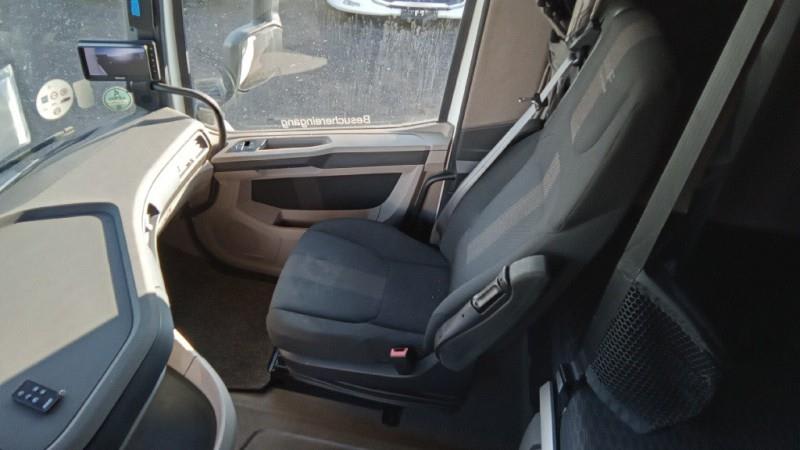 DAF XG 480 FT 4X2 LOW DECK null