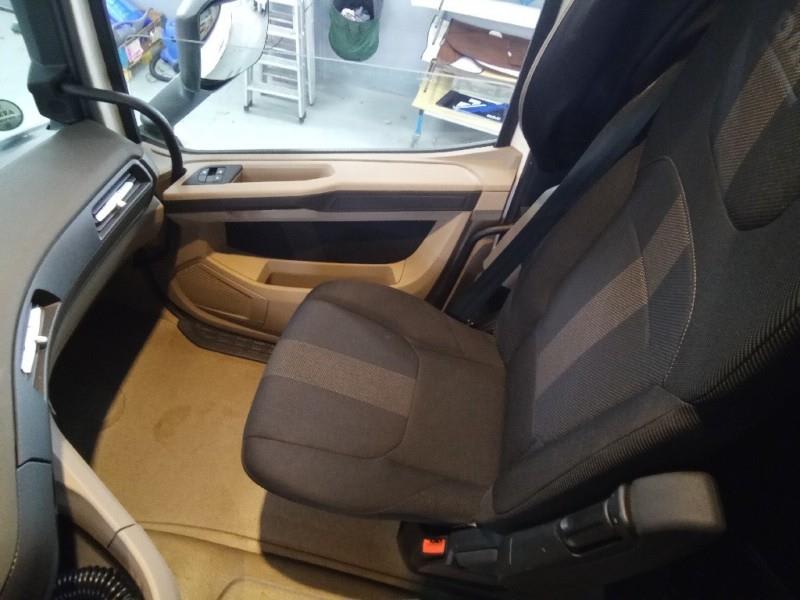 DAF XG 480 FT 4X2 LOW DECK null