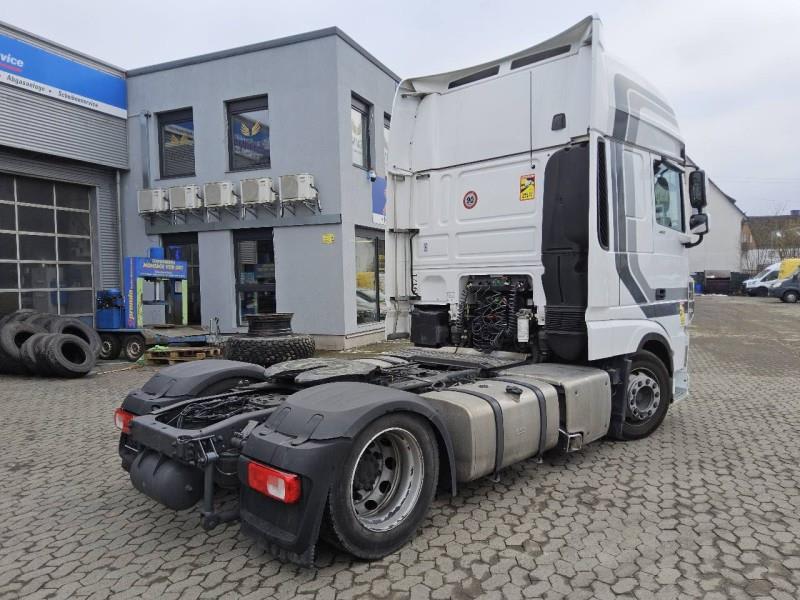 DAF XF 480 FT 4X2 LOW DECK null