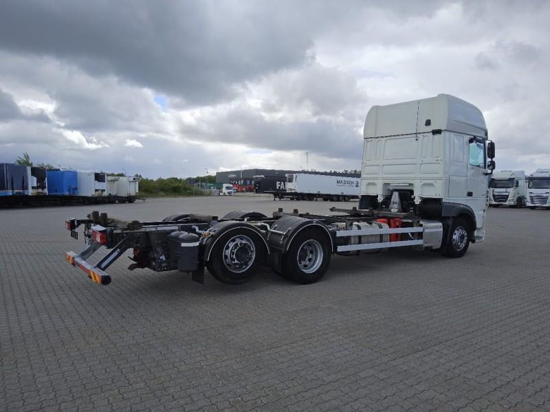 DAF XF 480 FAR 6X2 R null