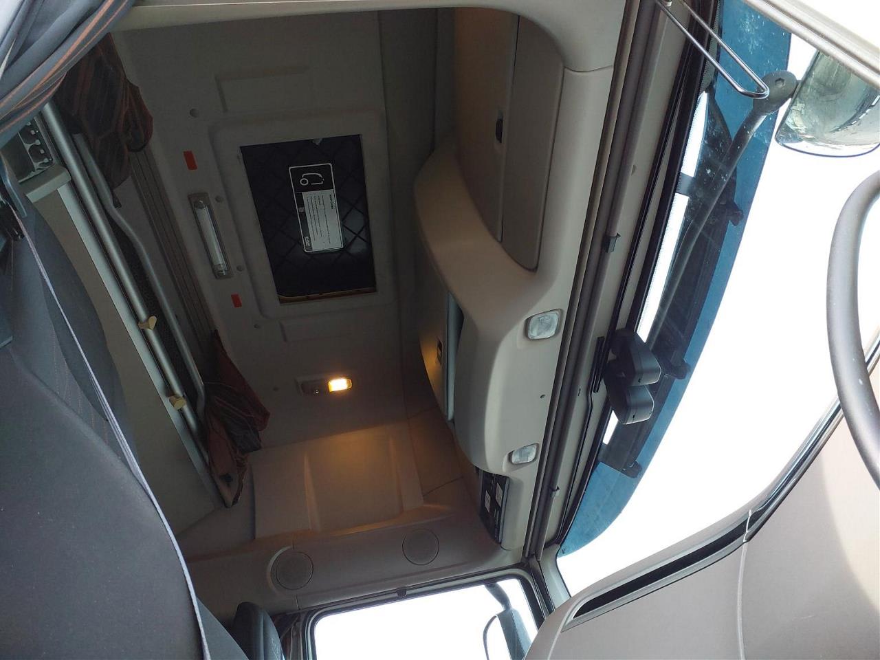 DAF XF 450 FT 4X2 null