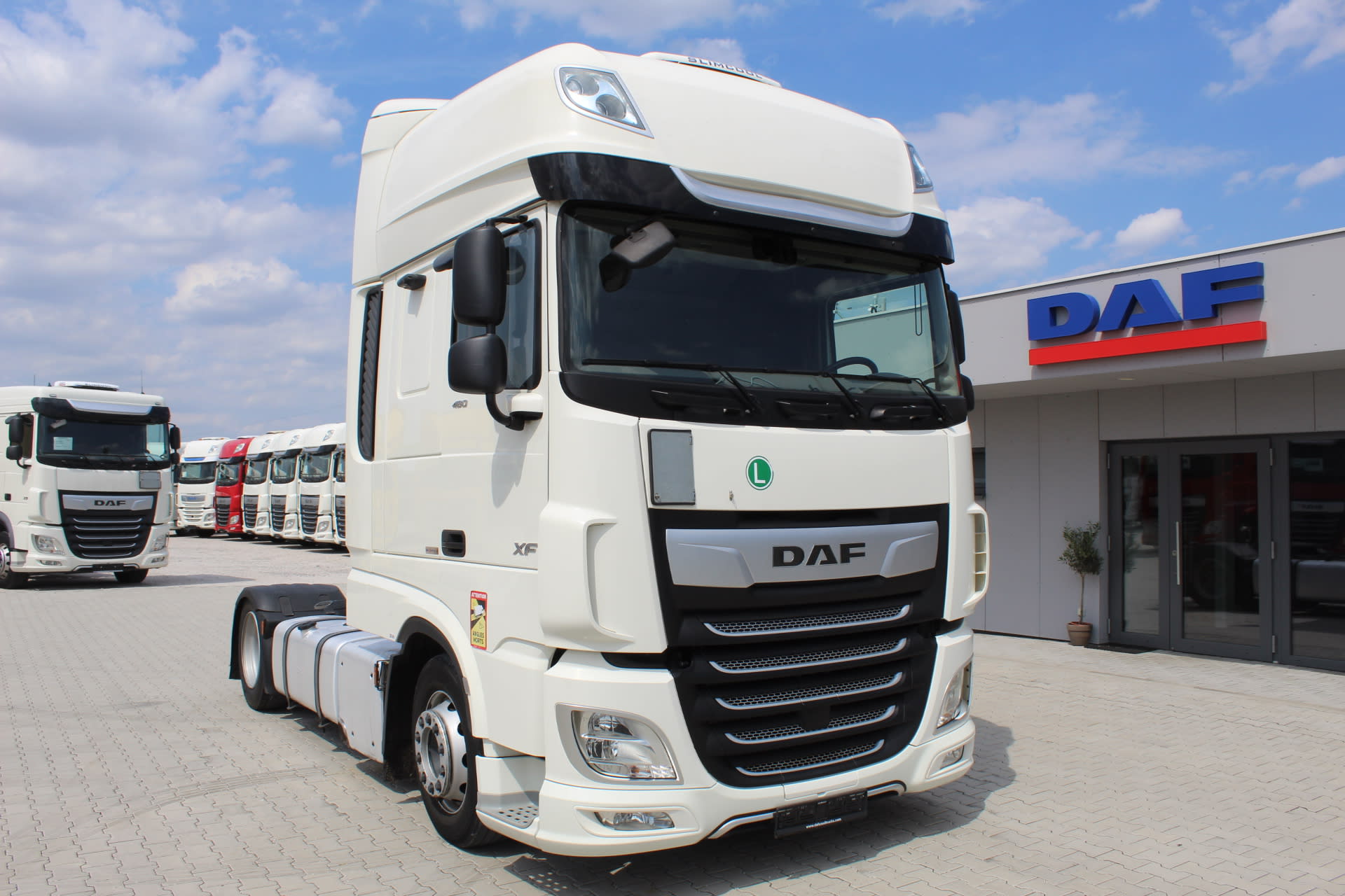DAF XF 480 FT 4X2 LOW DECK null