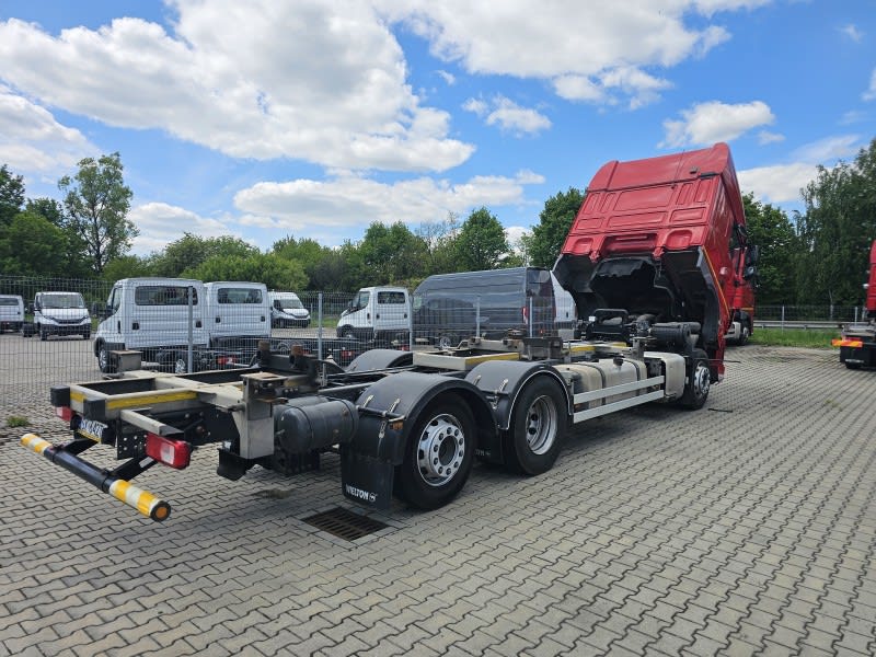 DAF XF 480 FAR 6X2 R null