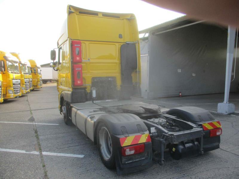 DAF XF 480 FT 4X2 LOW DECK null