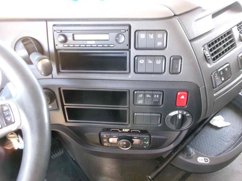 DAF XF 480 FT 4X2 LOW DECK null