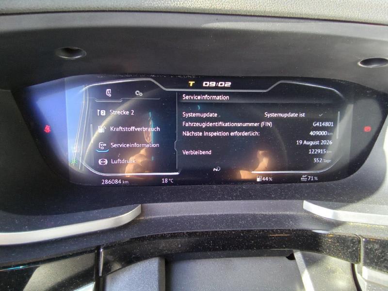 DAF XG 480 FT 4X2 LOW DECK null