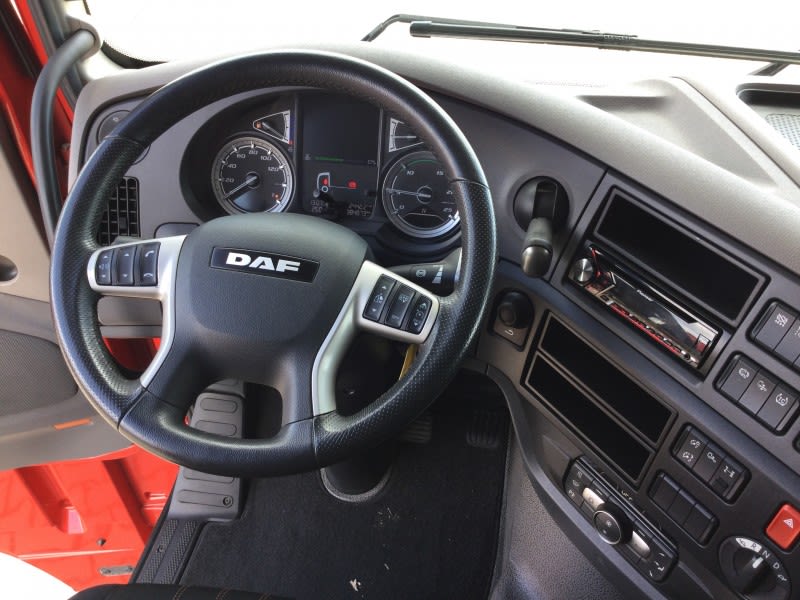 DAF XF 480 FT 4X2 LOW DECK null