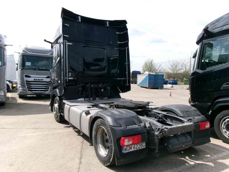 DAF XFn 480 FT 4X2 LOW DECK null