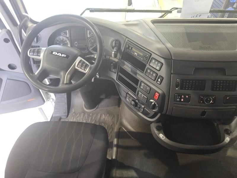 DAF XF 480 FAR 6X2 R null