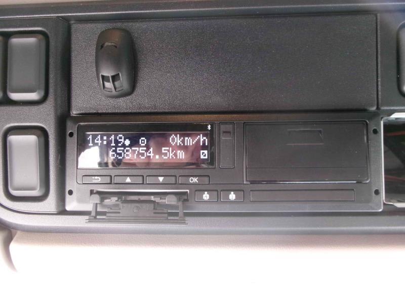 DAF XF 480 FT 4X2 LOW DECK null