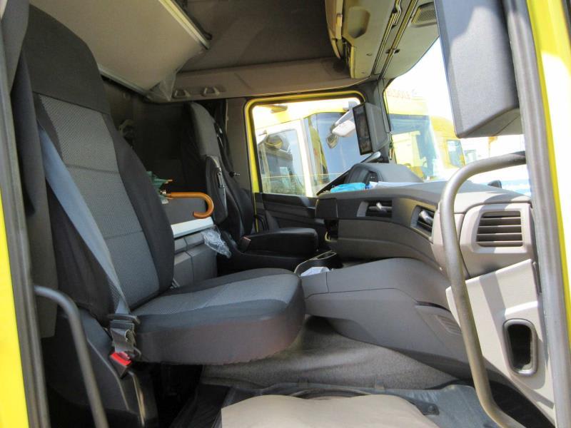DAF XFn 480 FT 4X2 LOW DECK null