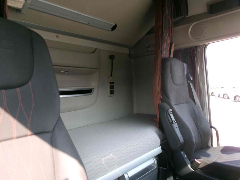 DAF XF 480 FT 4X2 LOW DECK null
