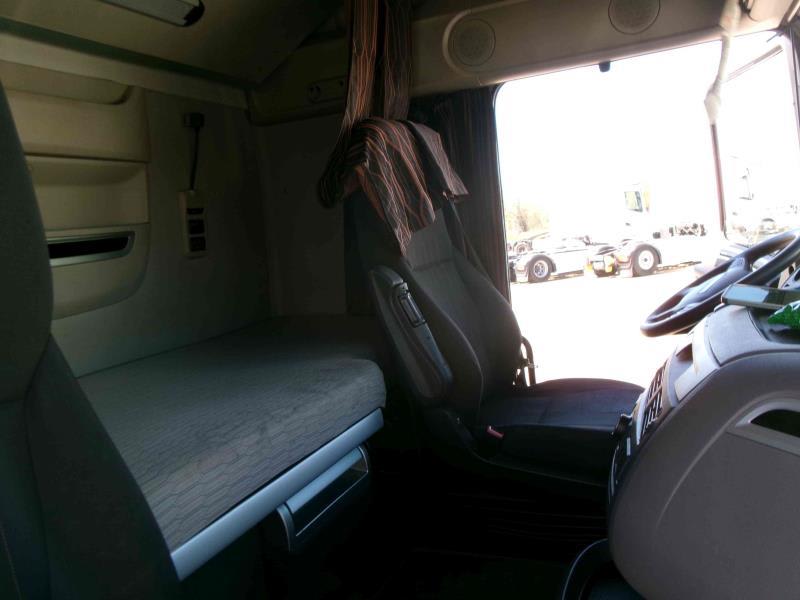 DAF XF 480 FT 4X2 LOW DECK null