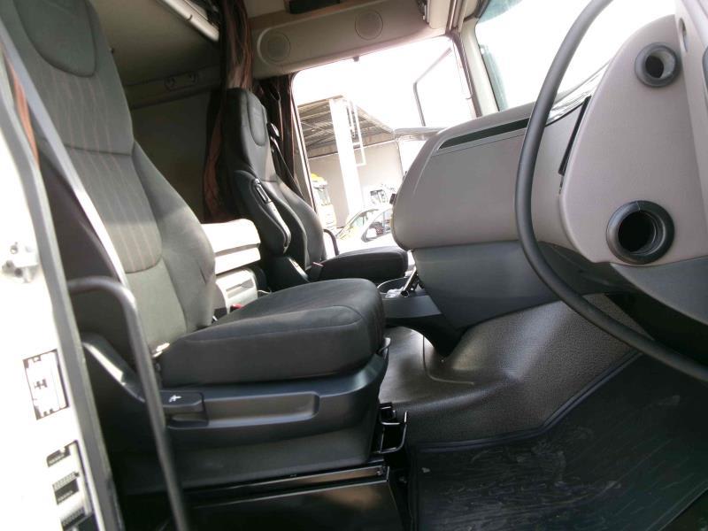 DAF XF 480 FT 4X2 LOW DECK null