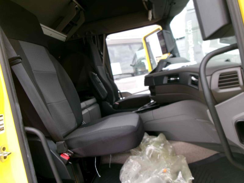 DAF XFn 480 FT 4X2 LOW DECK null