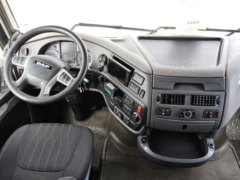DAF XF 480 FAR 6X2 R null
