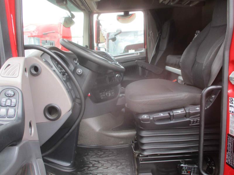 DAF XF 480 FT 4X2 LOW DECK null