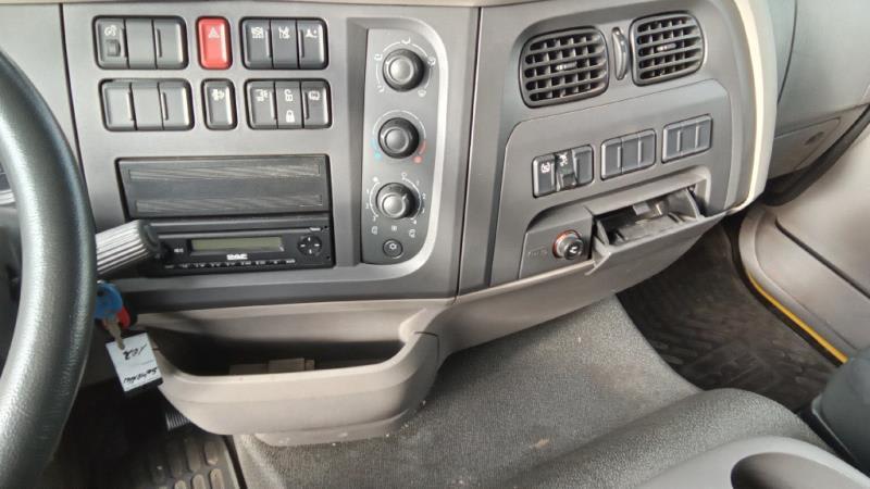 DAF LF 320 FA 4X2 null