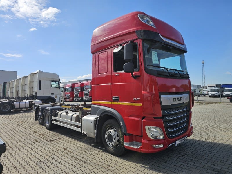 DAF XF 480 FAR 6X2 R null