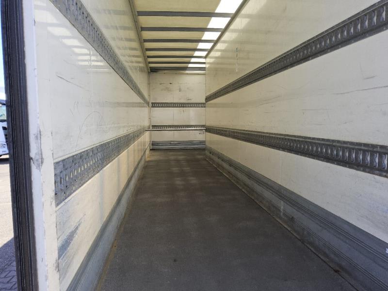 DAF LF 210 FA 4X2 null