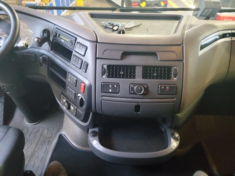 DAF XF 480 FT 4X2 LOW DECK null