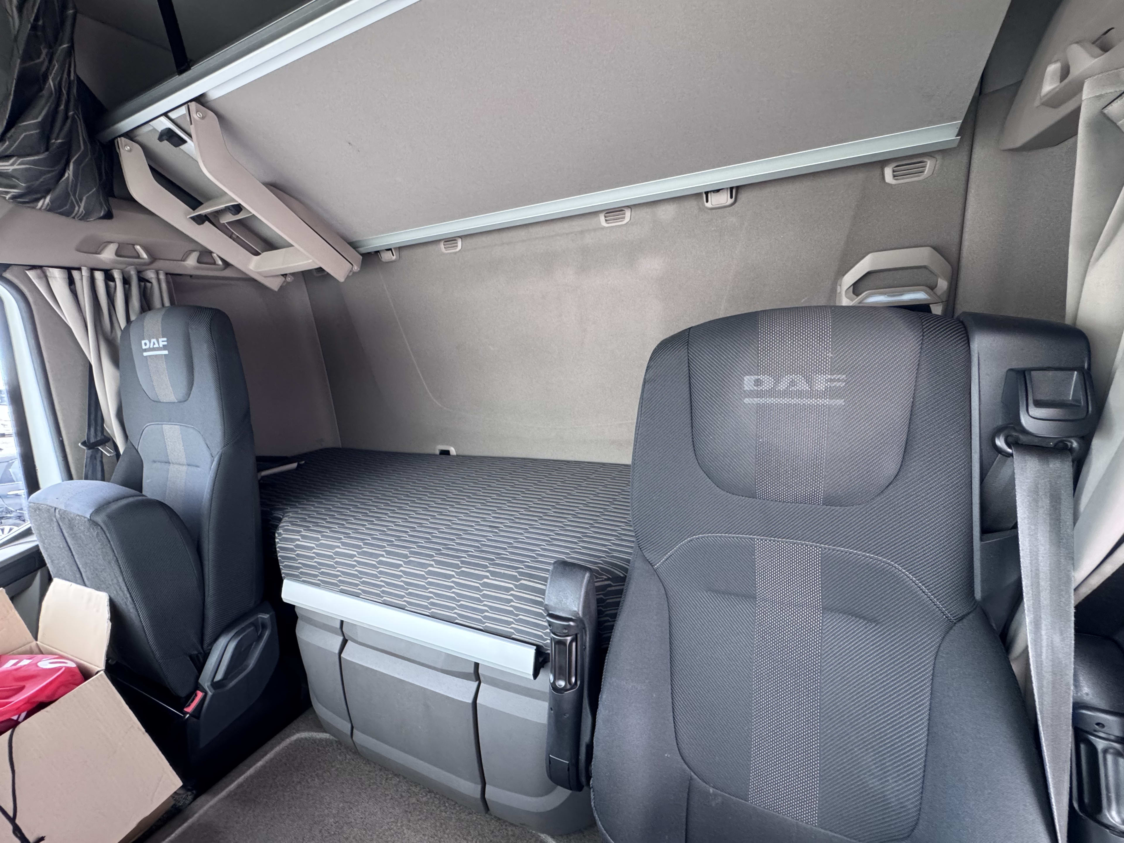 DAF XFn 530 FT 4X2 null