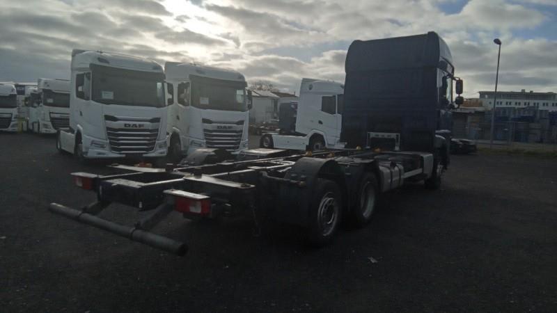DAF XF 480 FAN 6X2 N LOW DECK null