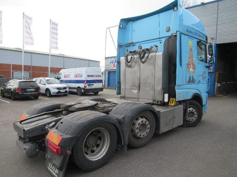 DAF XF 530 FTG 6X2 G null