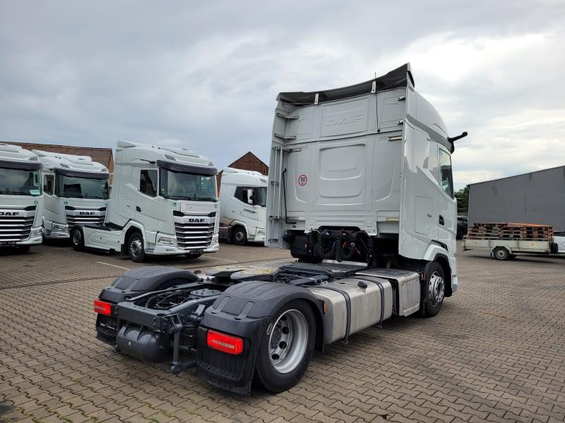 DAF XG 480 FT 4X2 LOW DECK null