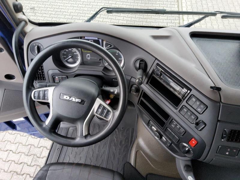 DAF XF 480 FAN 6X2 N LOW DECK null