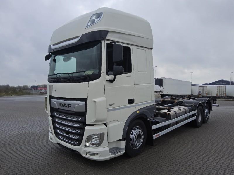 DAF XF 480 FAR 6X2 R null