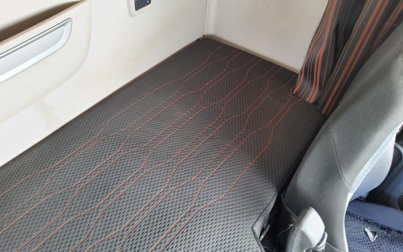 DAF XF 480 FT 4X2 LOW DECK null