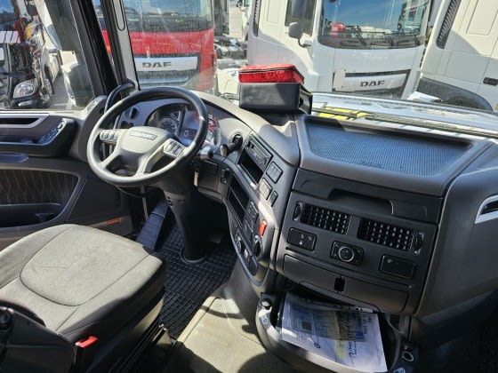 DAF XF 480 FT 4X2 LOW DECK null