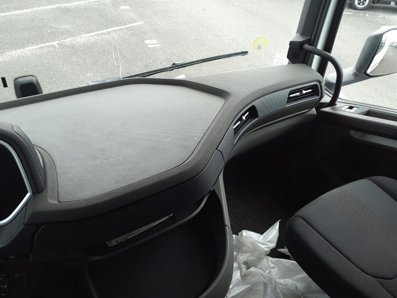 DAF XFn 530 FT 4X2 null