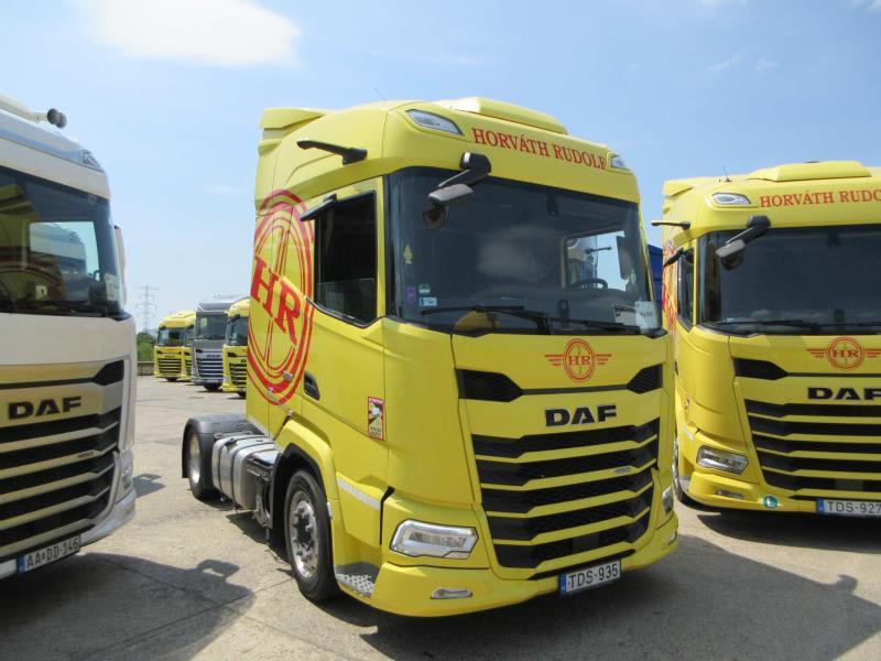 DAF XFn 480 FT 4X2 LOW DECK null
