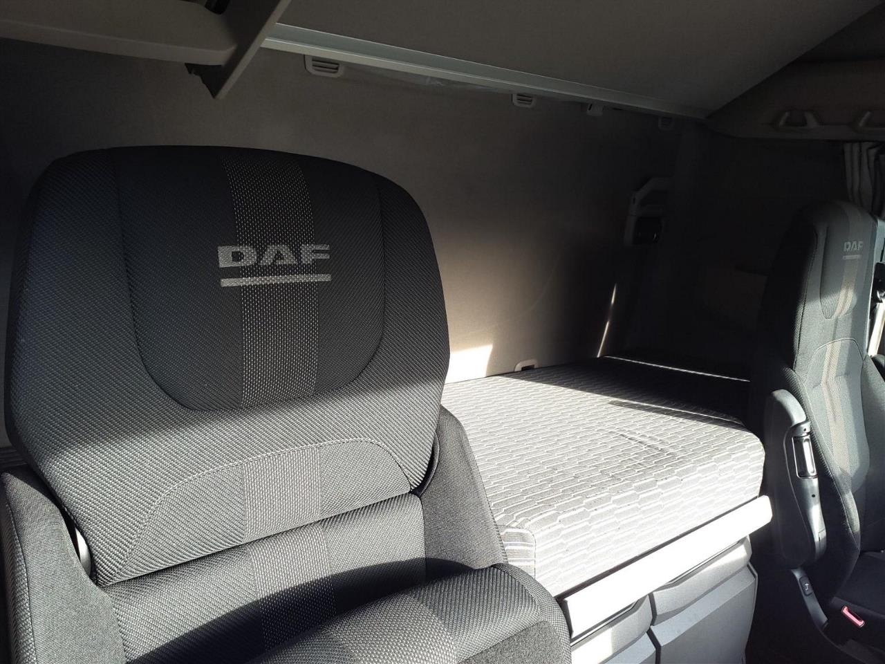 DAF XFn 480 FT 4X2 null