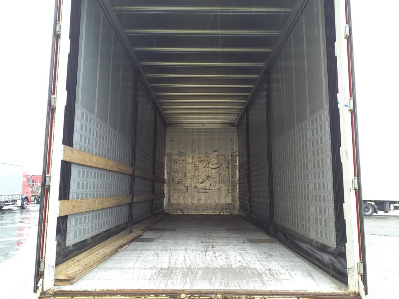 DAF XF 530 FAR 6X2 R null