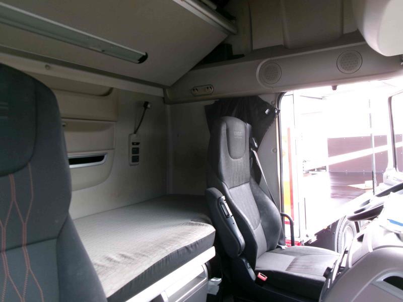 DAF XF 480 FT 4X2 LOW DECK null