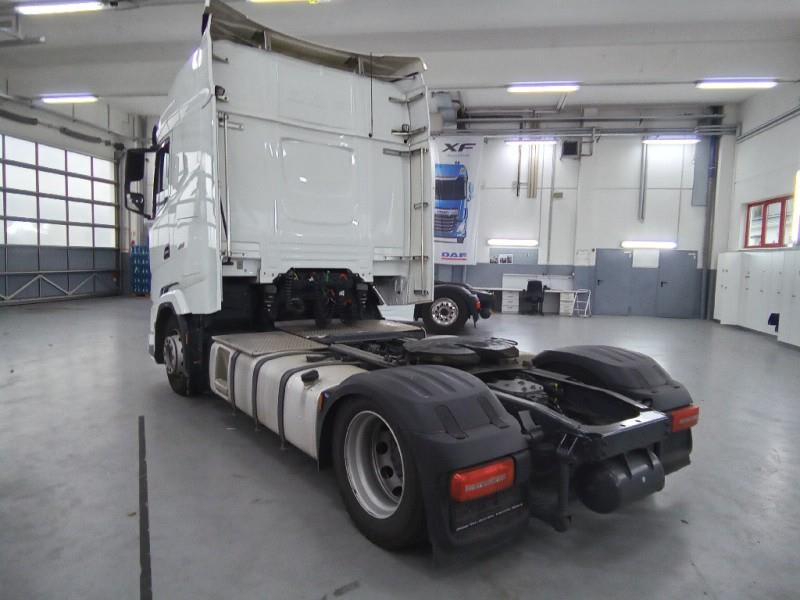 DAF XG 480 FT 4X2 LOW DECK null