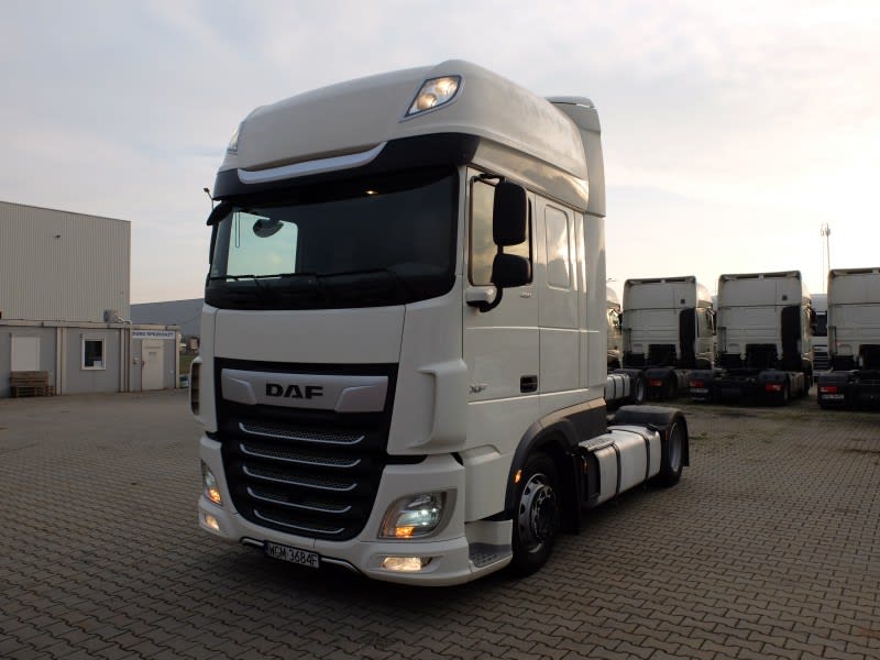 DAF XF 480 FT 4X2 LOW DECK null