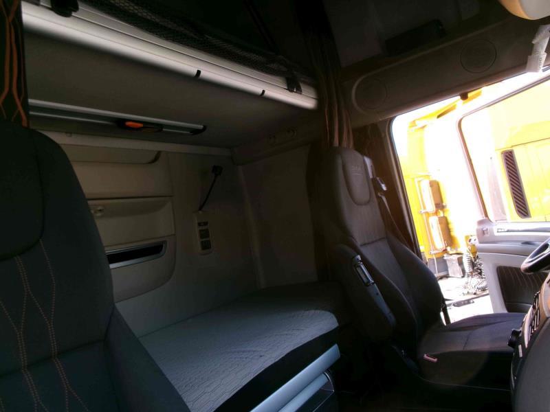 DAF XF 480 FT 4X2 LOW DECK null