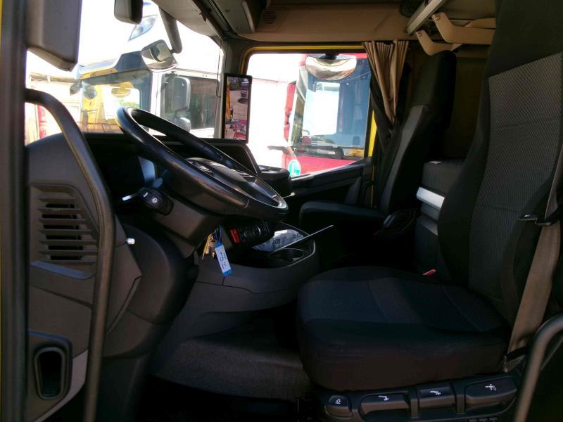 DAF XFn 480 FT 4X2 LOW DECK null