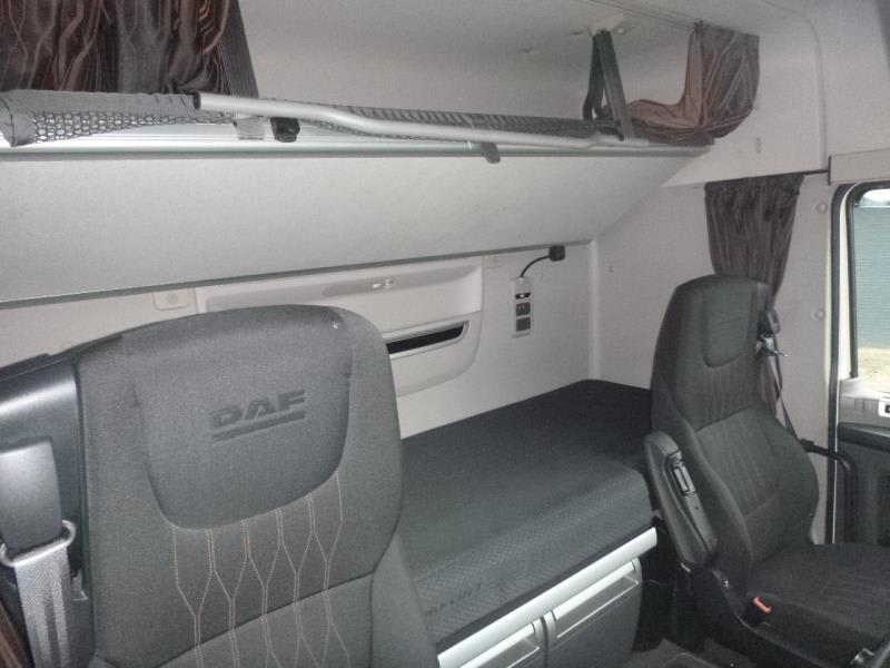 DAF XF 480 FTP 6X2 P null