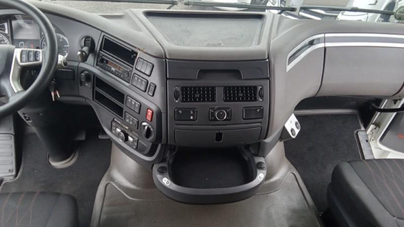 DAF XF 480 FT 4X2 LOW DECK null