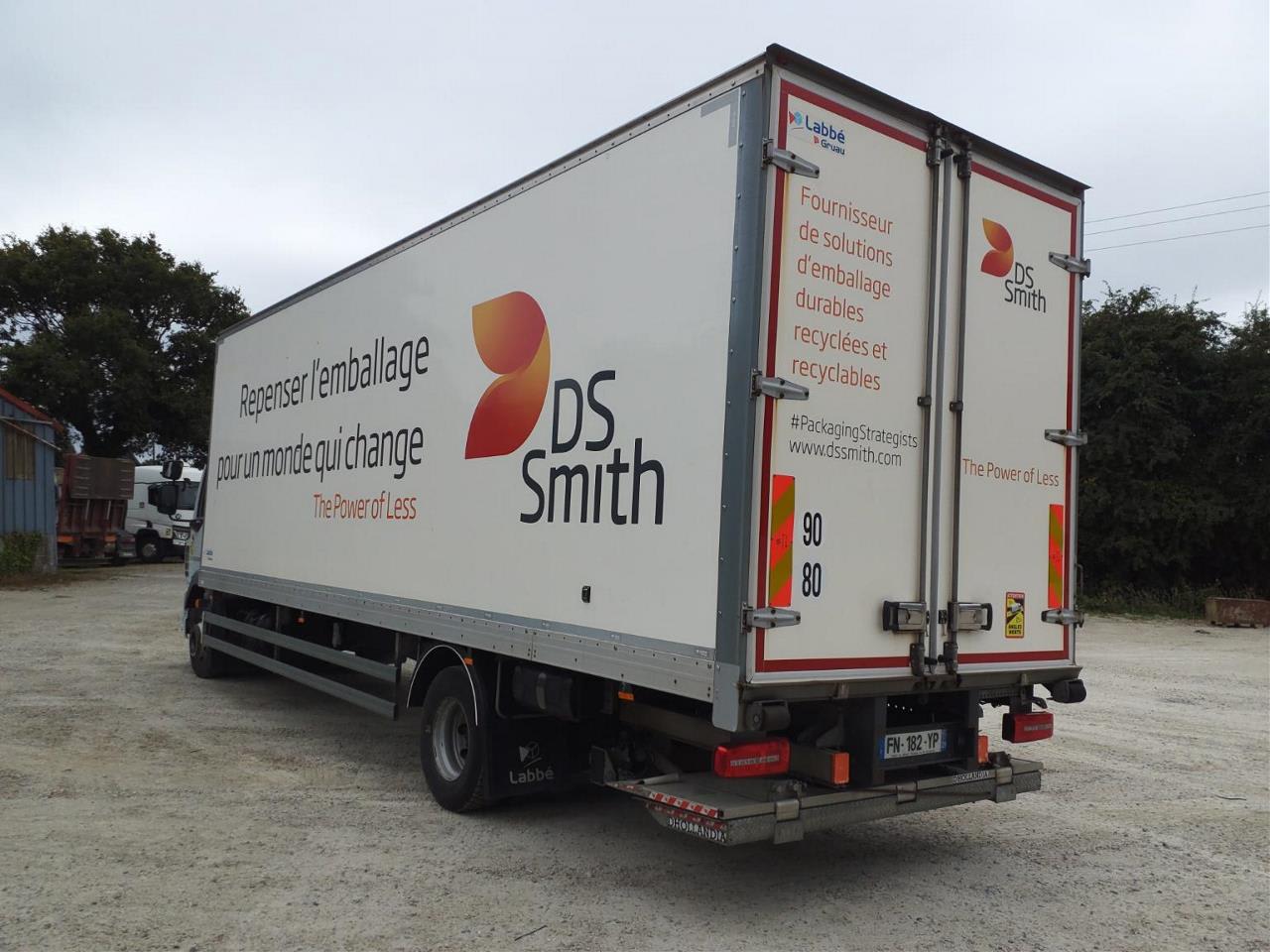 DAF LF 260 FA 4X2 null