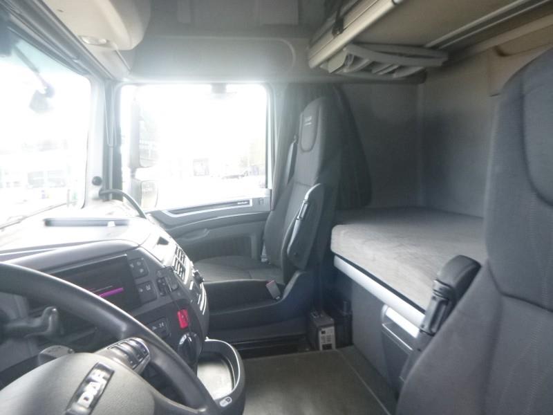 DAF XF 480 FT 4X2 LOW DECK null