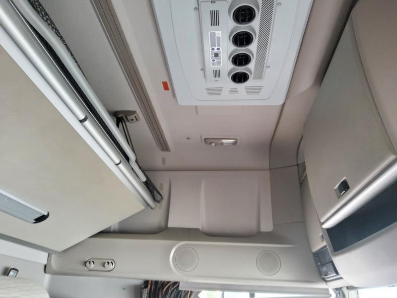 DAF XF 480 FAN 6X2 N null
