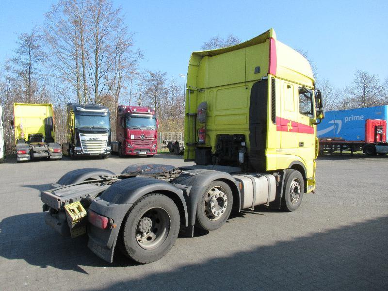 DAF XF 530 FTG 6X2 G null