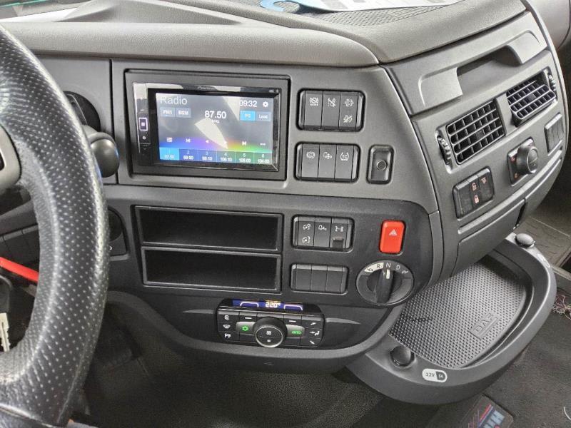 DAF XF 480 FT 4X2 LOW DECK null